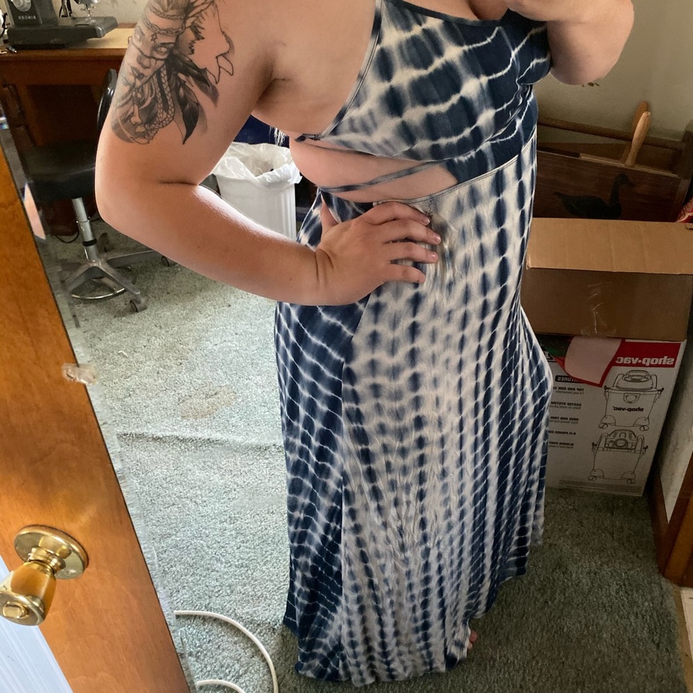 Fashion Nova Strappy Maxi Dress